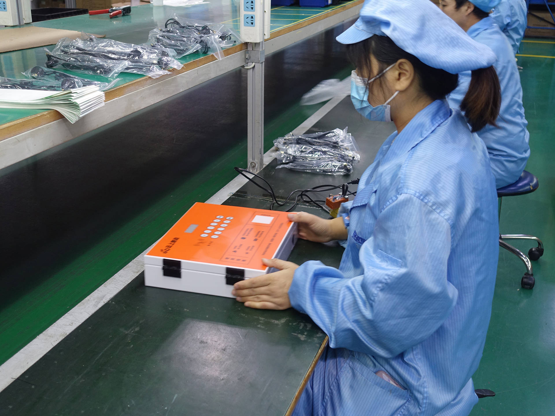 公共電瓶車充電樁進小區,是無用功,還是必然趨勢?